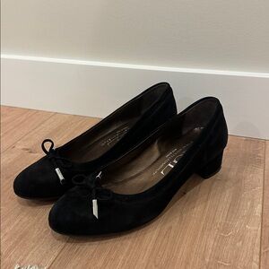 AGL Kristin Block Black Suede Heels